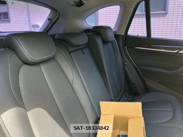 Bmw X1 2017-08 8222709-10