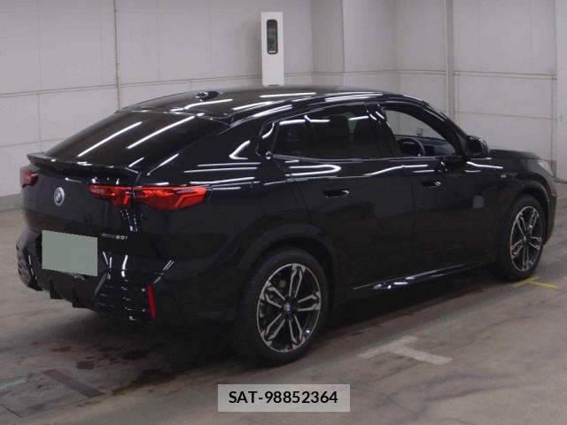 Bmw X2 2024-11 8218979-1