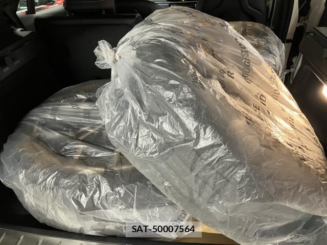 Bmw X2 2021-05 8221221-5