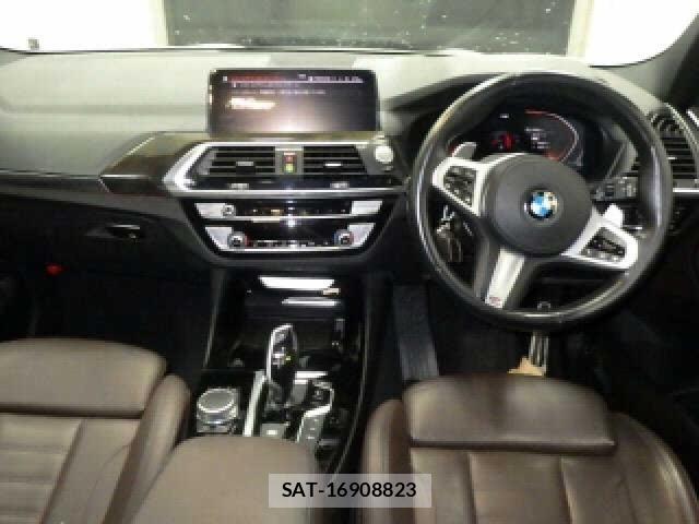 Bmw X3 2021-06 8218855-2