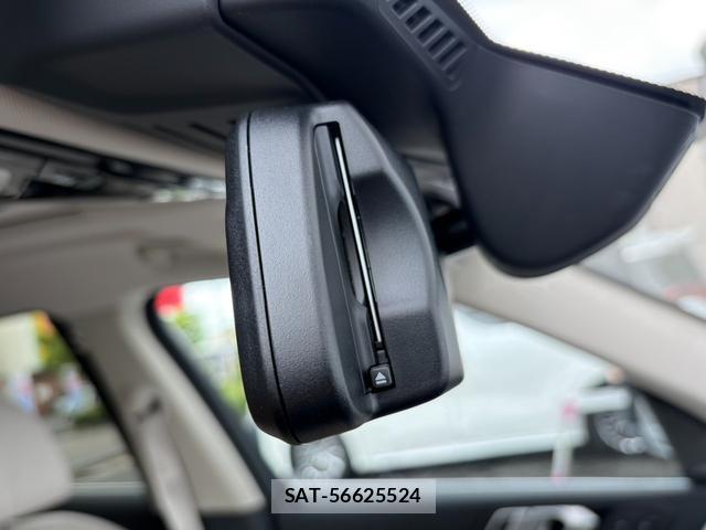 Bmw X7 2023-03 8223100-9