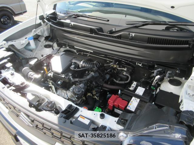 Suzuki X BEE 2026-07 8216287-19