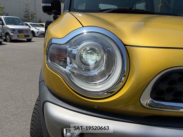 Suzuki X BEE 2018-02 8216842-16