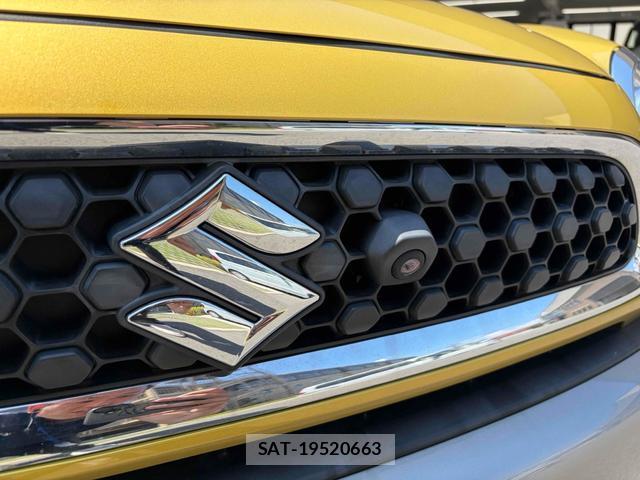 Suzuki X BEE 2018-02 8216842-18
