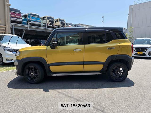 Suzuki X BEE 2018-02 8216842-5