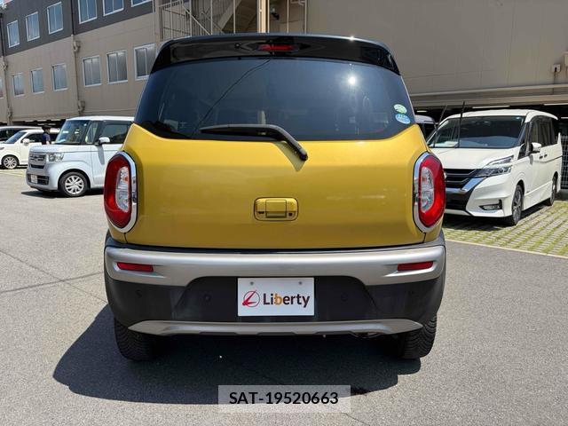 Suzuki X BEE 2018-02 8216842-7