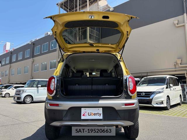 Suzuki X BEE 2018-02 8216842-9