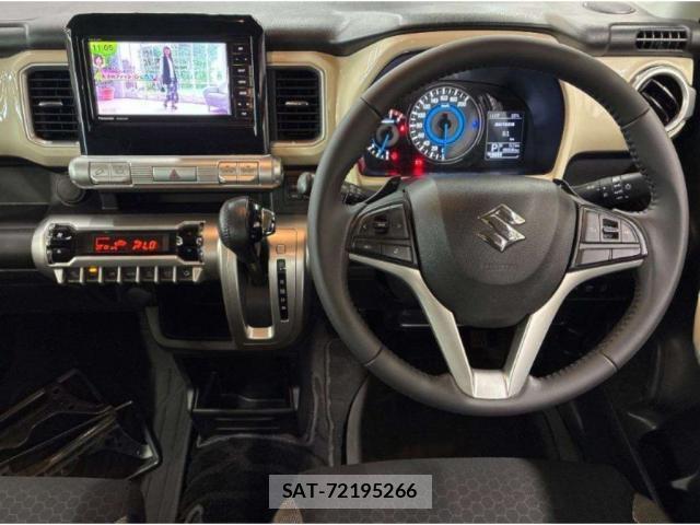 Suzuki X BEE 2019-10 8217739-2