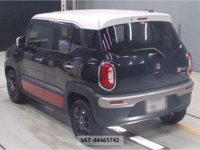 Suzuki X BEE 2022-03 8218051-1
