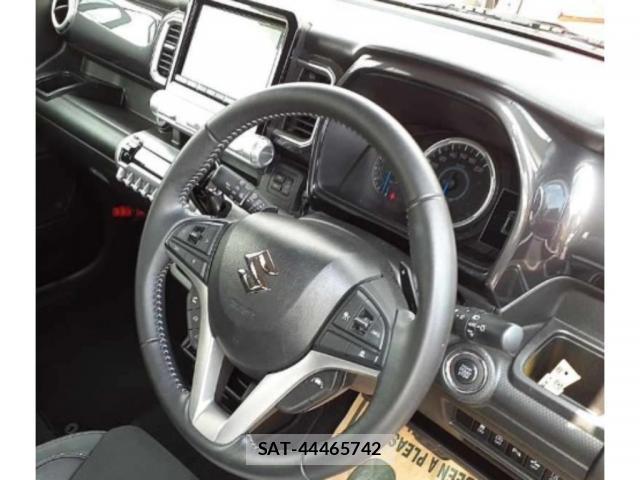 Suzuki X BEE 2022-03 8218051-2