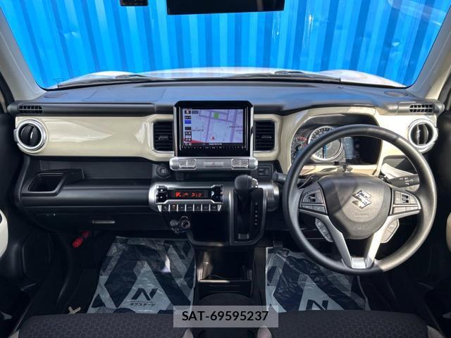 Suzuki X BEE 2021-03 8219468-1