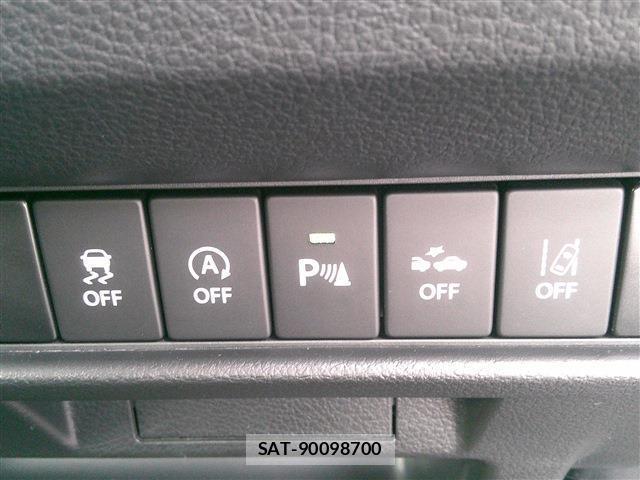 Suzuki X BEE 2024-01 8220710-11