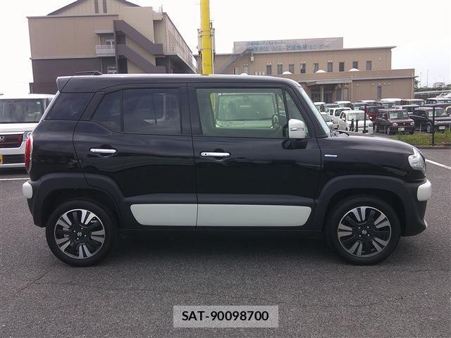 Suzuki X BEE 2024-01 8220710-4