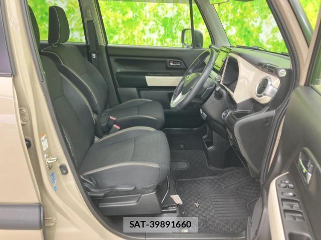 Suzuki X BEE 2017-12 8220831-3