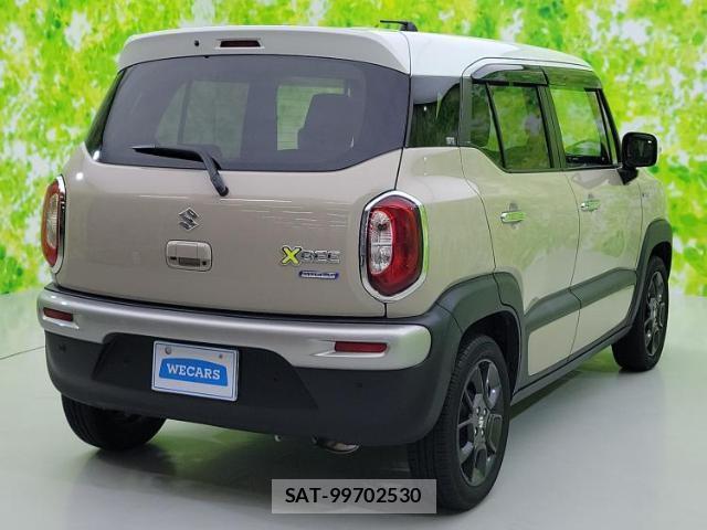 Suzuki X BEE 2021-07 8221129-2