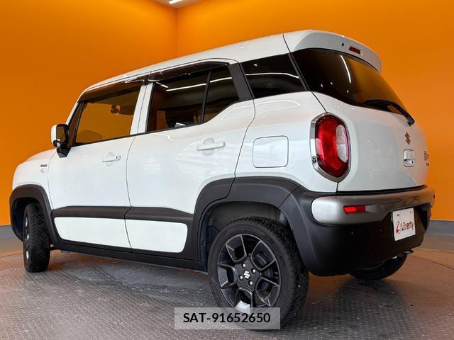 Suzuki X BEE 2018-11 8221315-8