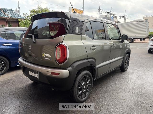 Suzuki X BEE 2021-09 8221839-11
