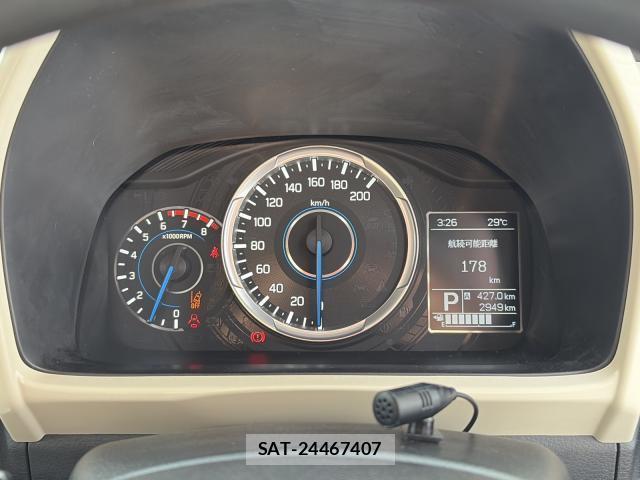 Suzuki X BEE 2021-09 8221839-14