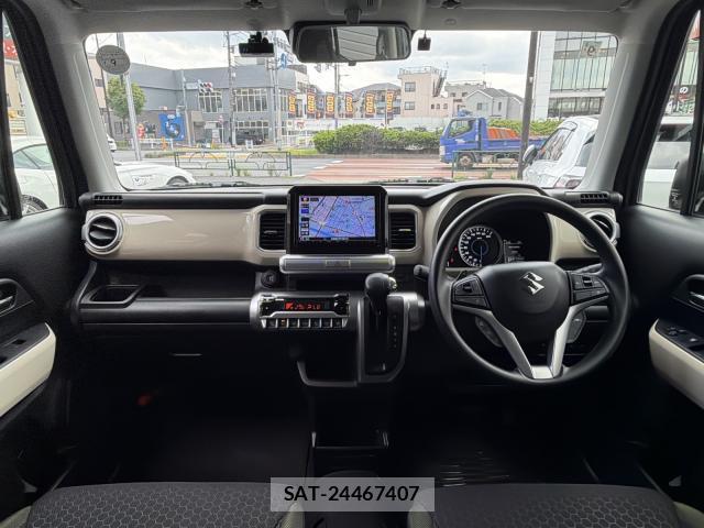 Suzuki X BEE 2021-09 8221839-2