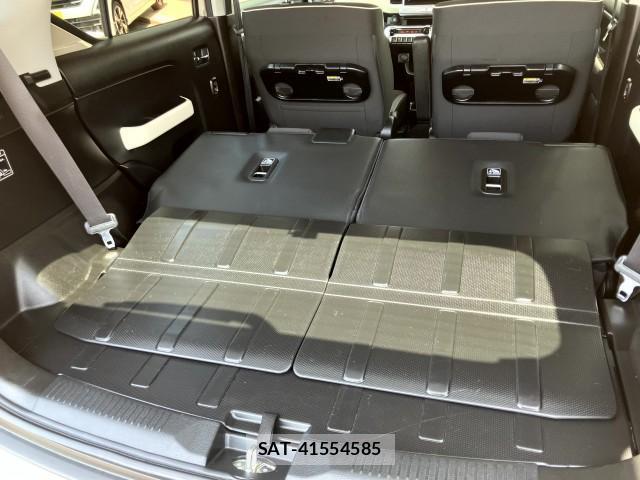 Suzuki X BEE 2018-10 8222172-15