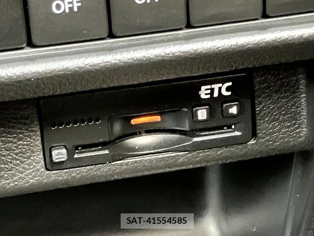 Suzuki X BEE 2018-10 8222172-9