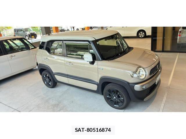 Suzuki X BEE 2021-01 8222872-1