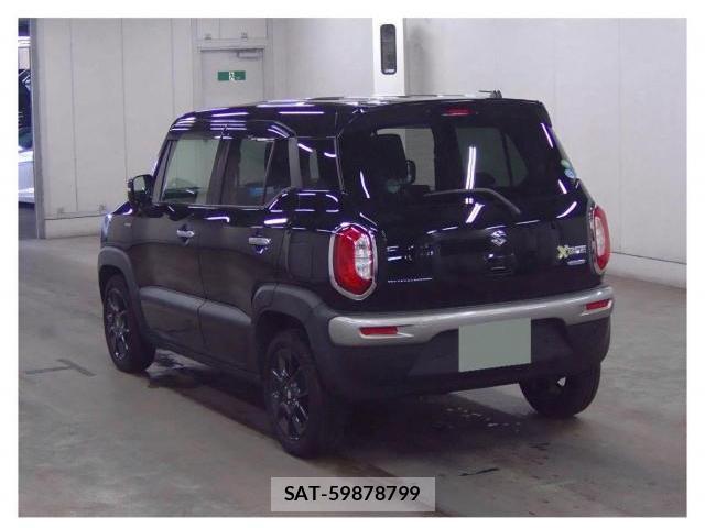 Suzuki X BEE 2018-06 8223033-2