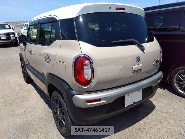 Suzuki X BEE 2018-06 8223053-1