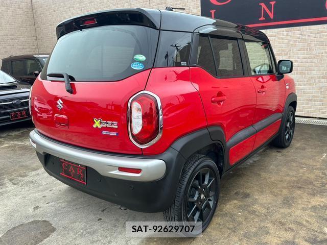 Suzuki X BEE 2019-02 8224649-2