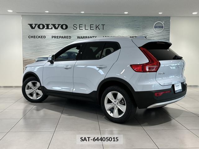Volvo XC40 2025-07 8218289-2