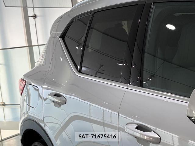 Volvo XC40 2021-06 8218290-8