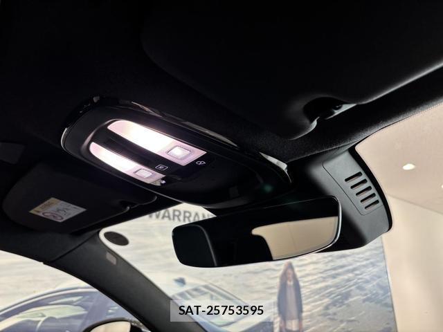 Volvo XC40 2024-12 8218291-17