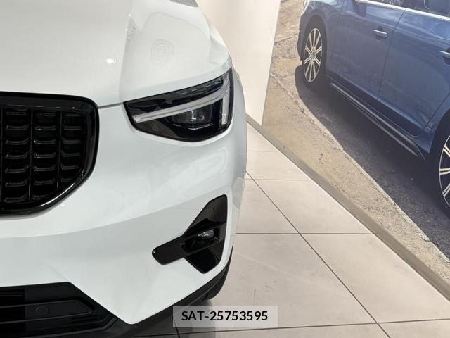 Volvo XC40 2024-12 8218291-4