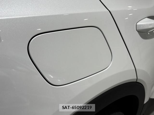 Volvo XC40 2025-09 8218293-15
