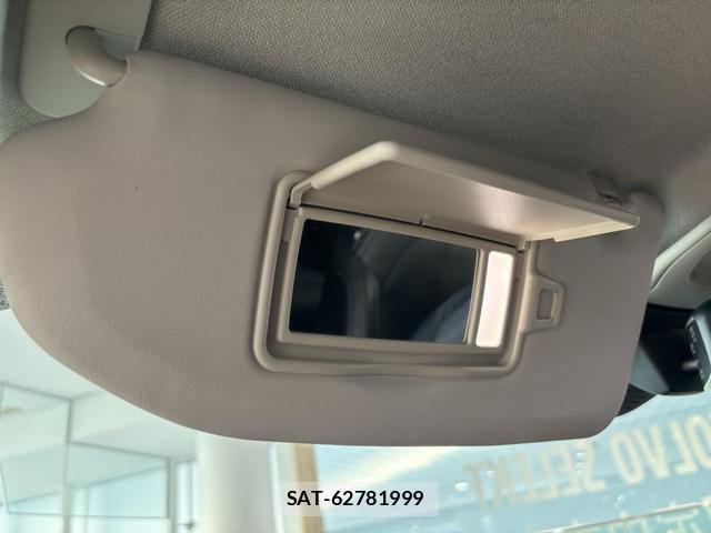 Volvo XC40 2024-03 8218295-16