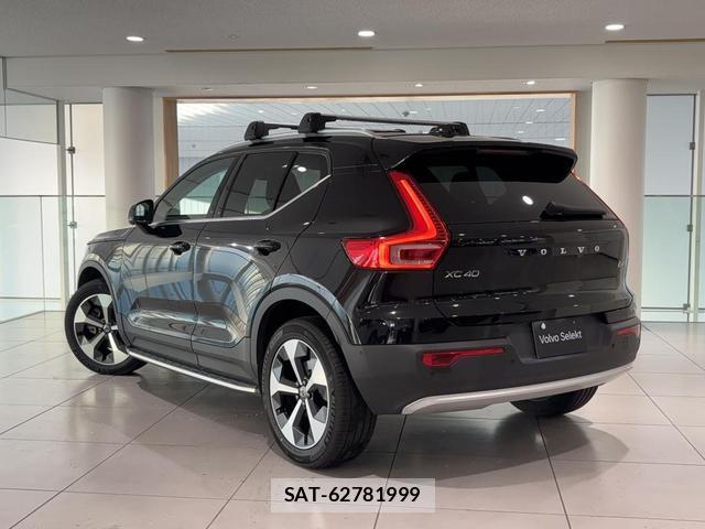 Volvo XC40 2024-03 8218295-2