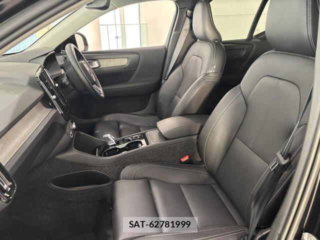 Volvo XC40 2024-03 8218295-9