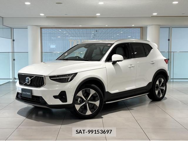 Volvo XC40 2025-07 8218299-0