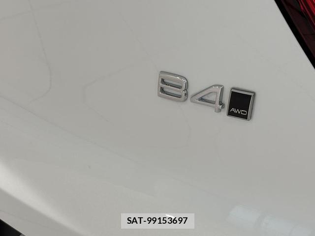 Volvo XC40 2025-07 8218299-10