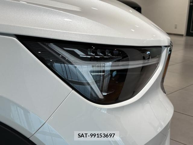 Volvo XC40 2025-07 8218299-13
