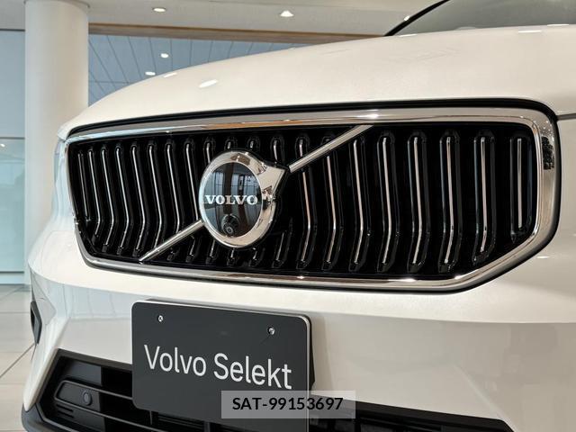 Volvo XC40 2025-07 8218299-14