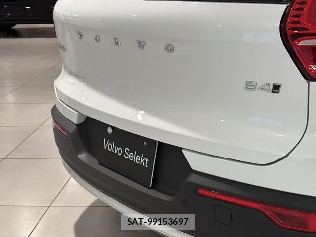 Volvo XC40 2025-07 8218299-9