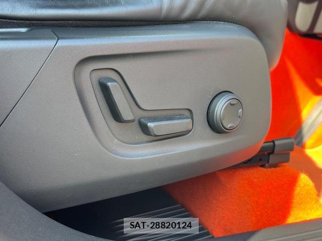 Volvo XC40 2020-01 8219273-8