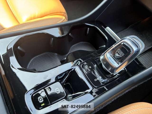 Volvo XC40 2019-06 8220494-19
