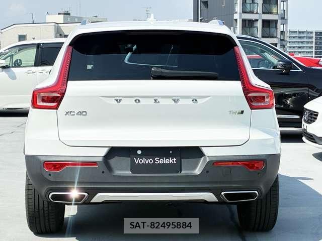 Volvo XC40 2019-06 8220494-9