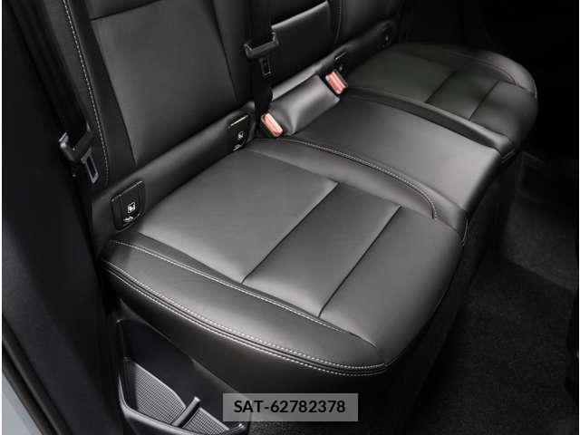 Volvo XC40 2025-12 8220495-15