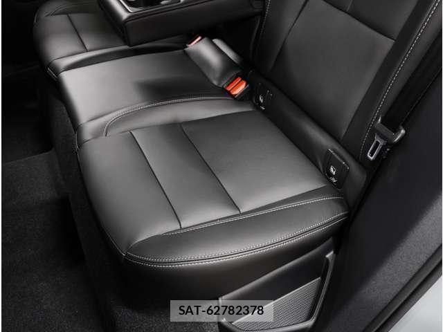 Volvo XC40 2025-12 8220495-16
