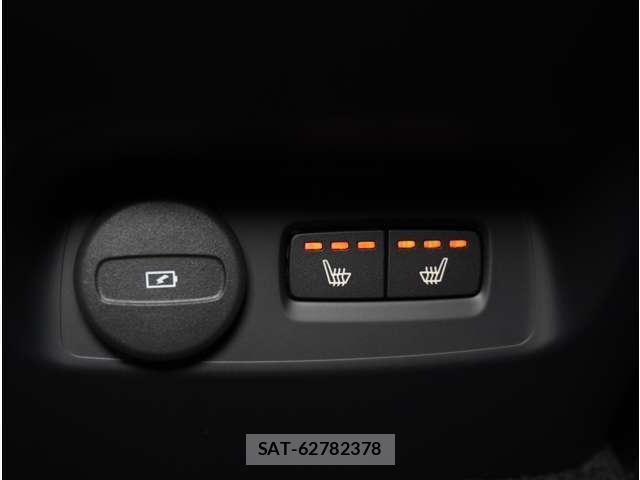 Volvo XC40 2025-12 8220495-18