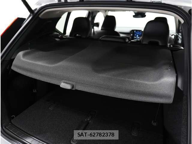 Volvo XC40 2025-12 8220495-9