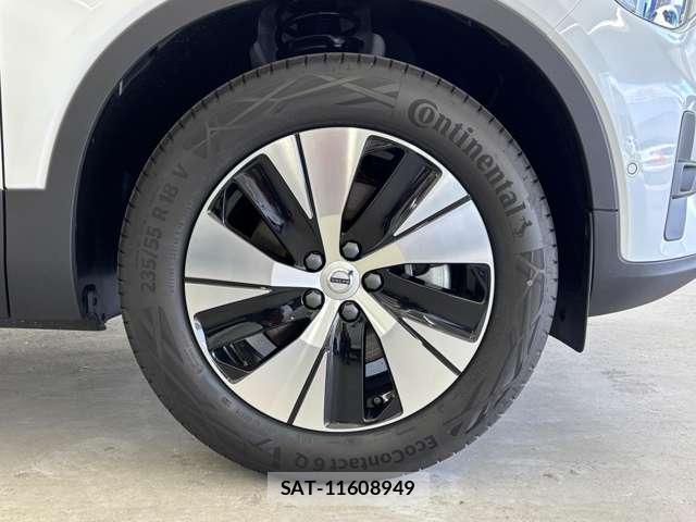 Volvo XC40 2025-12 8220496-7